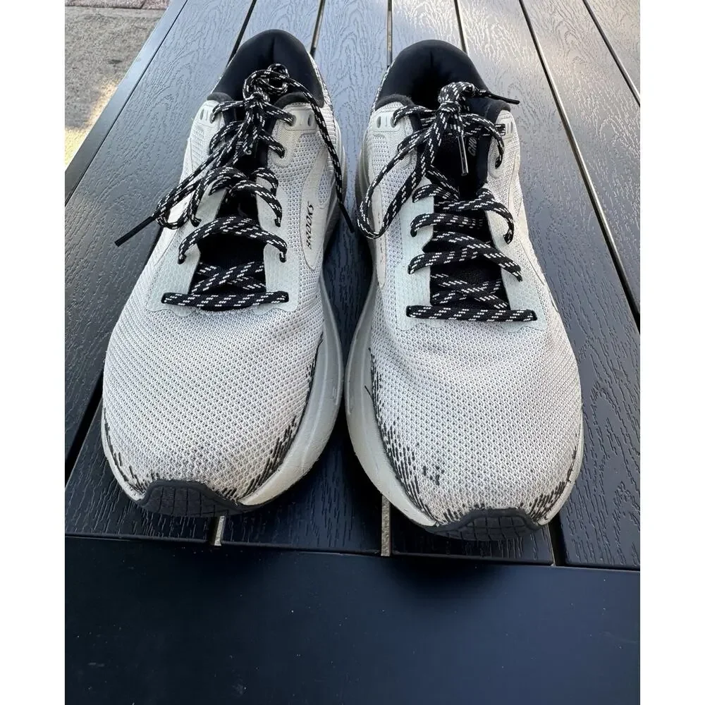 Size 9 Women’s - Brooks Ghost Max 2 Khaki and Black Pelican Beige